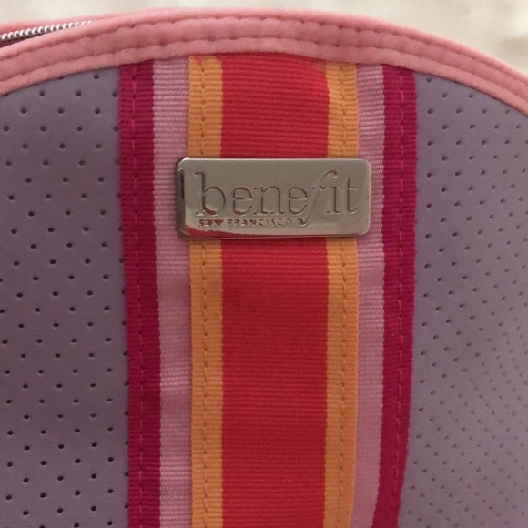 Benefit Limited-edition Cosmetics Bag - Picture 7 of 9